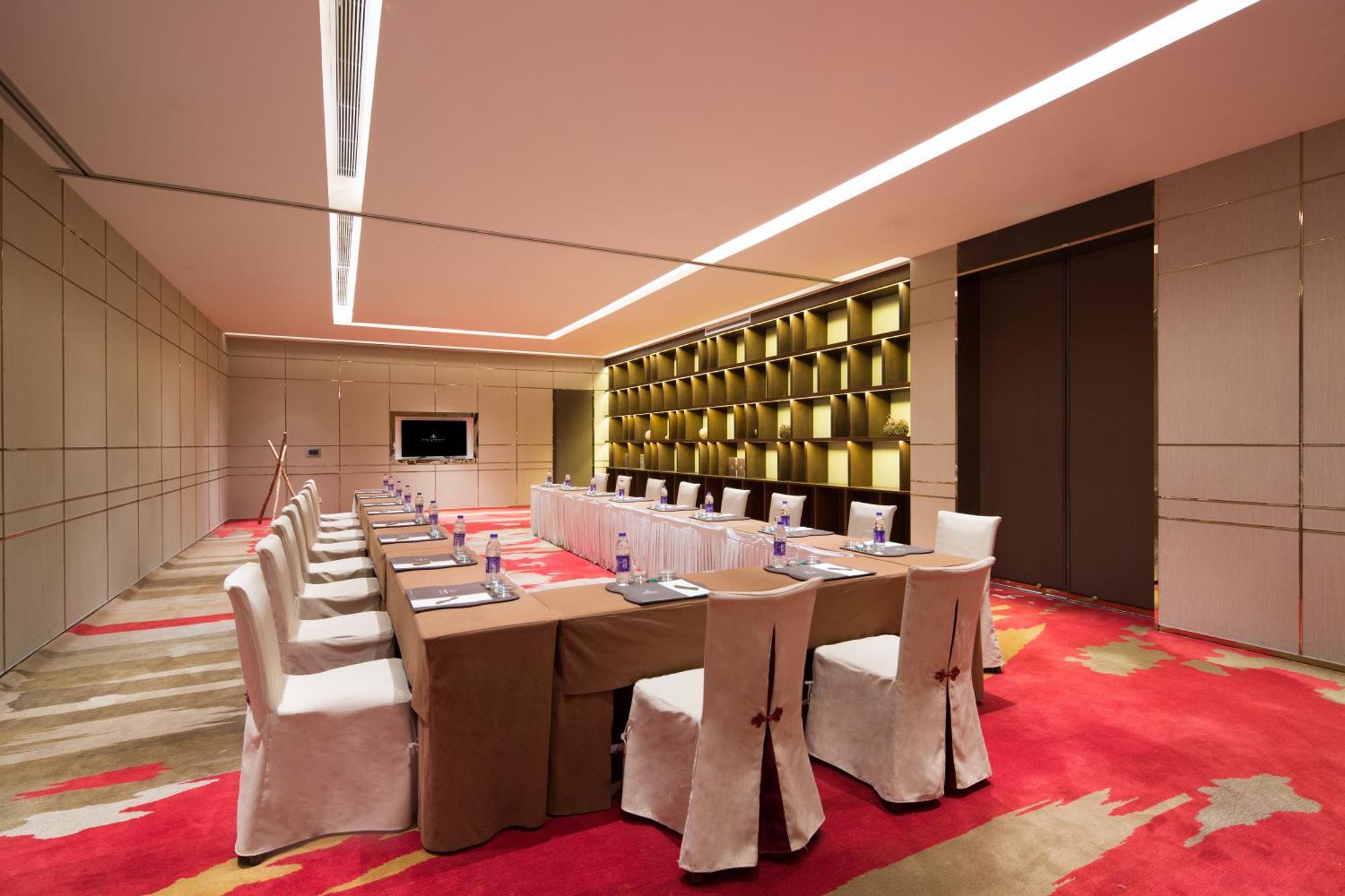 Aoluguya Hotel Harbin Exterior photo